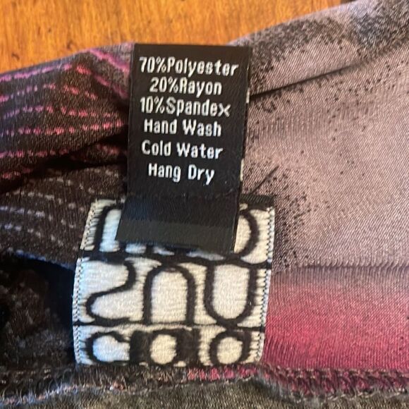 Clara Sun Woo Abstract Top - Small - Picture 7 of 7